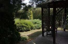 Casa 500 mp utili, 2.000 mp teren, in Chisoda