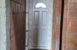 Casa individuala, 170 mp utili, teren 1011 mp, Mosnita Noua