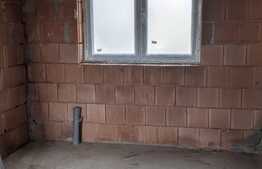 Casa individuala, 170 mp utili, teren 1011 mp, Mosnita Noua