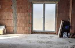 Casa individuala, 170 mp utili, teren 1011 mp, Mosnita Noua