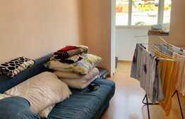 Apartament de 4 camere, etaj intermediar, zona Sagului