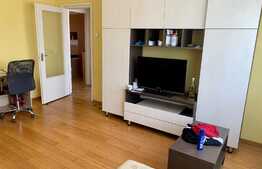 Apartament de 4 camere, etaj intermediar, zona Sagului