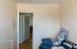 Apartament de 4 camere, etaj intermediar, zona Sagului