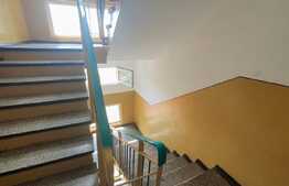 Garsoniera de vanzare, etaj intermediar, zona Dambovita!