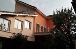 Casa individuala la cheie, 238 mp utili, teren de 405 mp, Brancoveanu