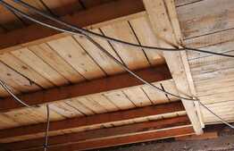 Casa la rosu, teren 665 mp, 208 mp utili