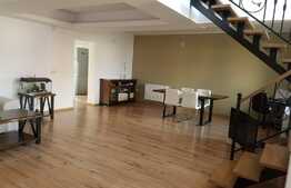 Casa de 180 mp utili, 388 mp teren, Dumbravita!