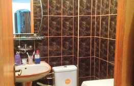 Apartament 3 camere, 75 mp utili, etaj intermediar, garaj, zona Complex Studentesc