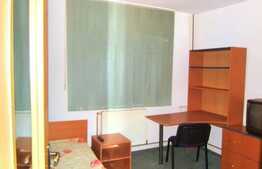 Apartament 3 camere, 75 mp utili, etaj intermediar, garaj, zona Complex Studentesc