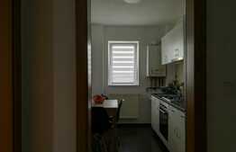 Apartament 2 camere, decomandat, 56 mp, zona Shopping City