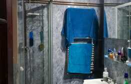 Apartament 3 camere, decomandat, 60 mp, zona Lipovei