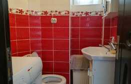 Apartament 3 camere, semidecomandat, zona Sinaia