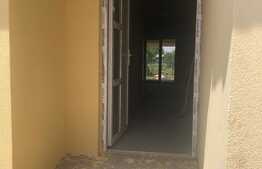 Duplex pe parter, 70 mp utili, Mosnita Veche