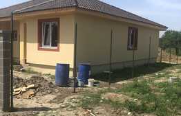 Duplex pe parter, 70 mp utili, Mosnita Veche