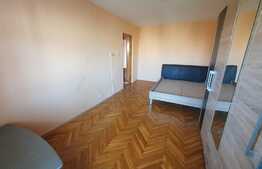 Apartament de 3 camere, decomandat, 56 mp, zona Lipovei