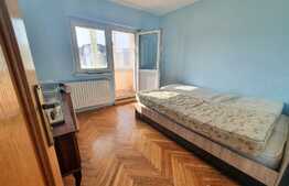 Apartament de 3 camere, decomandat, 56 mp, zona Lipovei