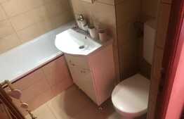 Apartament de 3 camere, 53 mp, zona Gheorghe Lazar, ideal pentru...