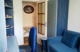 Apartament 4 camere, semidecomandat, cu garaj, zona linistita