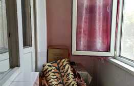 Apartament 4 camere, semidecomandat, cu garaj, zona linistita