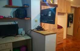 Apartament 2 camere, semidecomandat, zona Stadion