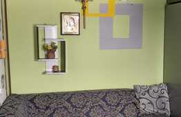 Casa individuala 140 mp utili, curte comuna, Calea Sagului