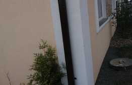 Duplex 1/2 100 mp utili, teren 340 mp în Sânandrei