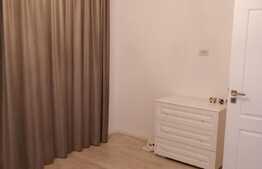 Duplex MOBILAT despărţit prin garaj cu suprafață utilă de 150 mp și teren de 350 mp în Dumbrăviţa 