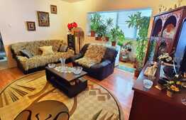 Apartament 2 camere, 54 mp utili, etaj intermediar ,Zona Soarelui