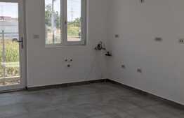 Casa tip triplex, 70 mp utili, 280 mp teren, zona accesibila, Mosnita Noua