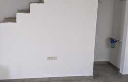 Casa tip triplex, 70 mp utili, 280 mp teren, zona accesibila, Mosnita Noua