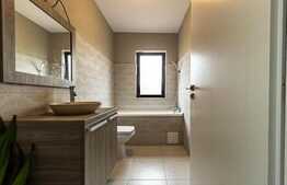 Casa tip duplex, 200 mp utili, 382 teren,  Dumbravita Lac