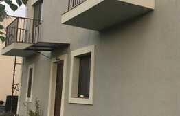 Casa tip duplex, 200 mp utili, 382 teren,  Dumbravita Lac