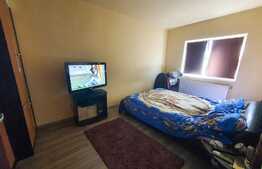 Apartament de 3 camere, 66 mp, zona Lipovei, etaj intermediar