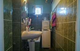 Apartament 3 camere, semidecomandat, 52mp, zona Cetatii