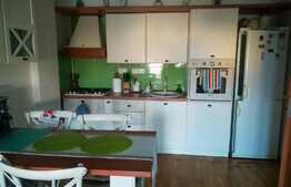 Apartament 2 camere, semidecomandat 50mp, cu garaj subteran, zona Parc Padurice