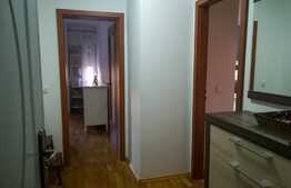 Apartament 2 camere, semidecomandat 50mp, cu garaj subteran, zona Parc Padurice