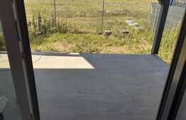 1/3 Triplex de 99 mp utili, imobil nou, in Moşniţa Veche