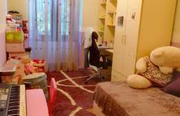 Apartament 3 camere, 72 mp, cladire istorica, Neptun!