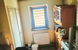 Apartament 3 camere, 66 mp utili, etaj intermediar, zona Sagului