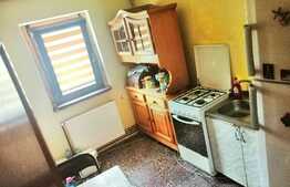 Apartament 3 camere, 66 mp utili, etaj intermediar, zona Sagului