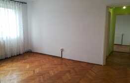 Apartament 3 camere semidecomandat, 54 mp, zona Cetatii