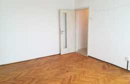 Apartament 3 camere semidecomandat, 54 mp, zona Cetatii