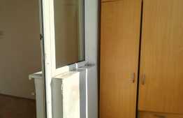 Apartament 3 camere semidecomandat, 54 mp, zona Cetatii