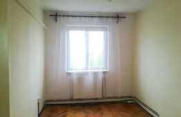 Apartament 3 camere semidecomandat, 54 mp, zona Cetatii