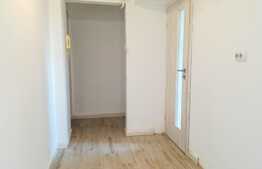 Apartament 3 camere semidecomandat, 54 mp, zona Cetatii