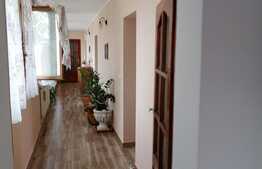 Casa complet renovata, 190 mp utili si 1140 mp teren, Recas!