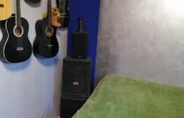 Casă de 30 mp utili + studio 20 mp, curte comună, zona Balcescu