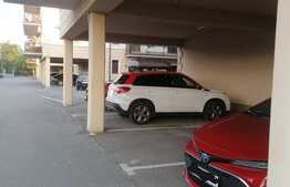 Penthouse de lux, 3 camere, loc de parcare inclus, Ronat