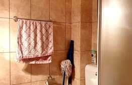 Apartament 3 camere, 2 balcoane, 70 mp utili, zona Spitalul Judetean, Girocului