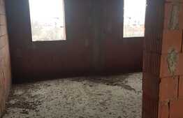 Casa la rosu, 600 mp utili, 1154 mp teren, Zona Freidorf